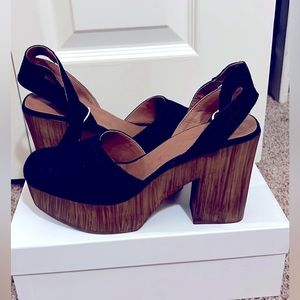 TOPSHOP Chunky Heel